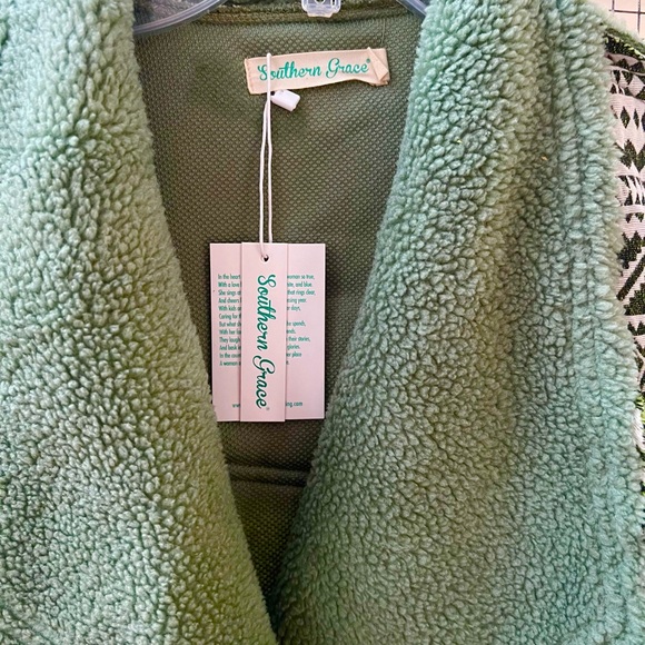 Southern Grace Green Southwest Patterned Women's Fleece Jacket L-XL - Picture 2 of 7